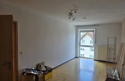 Spacious 4-Room Apartment in Paderborn