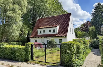 New-Build Semi-Detached House in Hamburg-Niendorf