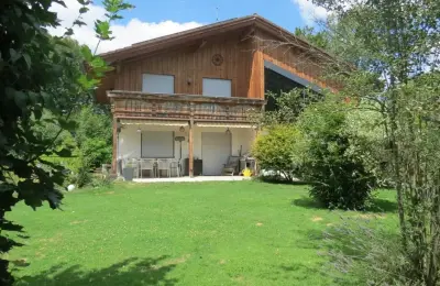 Single-Family House with Annexe Apartment in Oberhaching