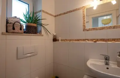 Single-Family House with Annexe Apartment in Oberhaching